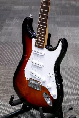 Store Special Product - Squier - Affinity Series Stratocaster, Laurel Fingerboard - 3-Colour Sunburst
